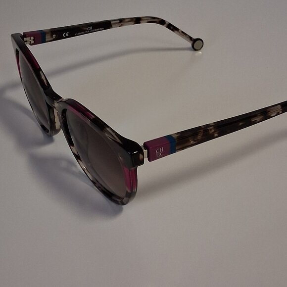 Carolina Herrera SHE845V 721Y Sunglasses – Brand New - Picture 5 of 5